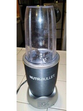 nutribullet blender Model NB-10 1B